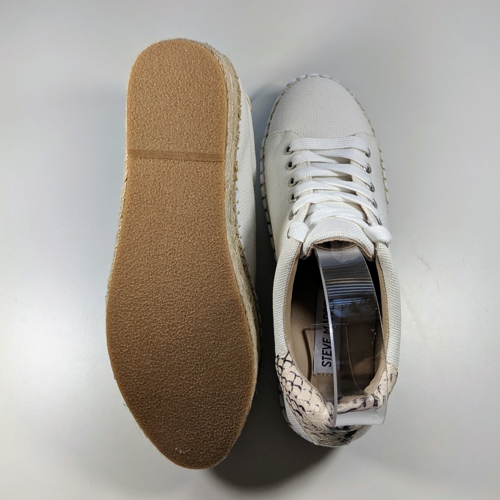 NEW Steve Madden Attitude - Picture 5 of 7